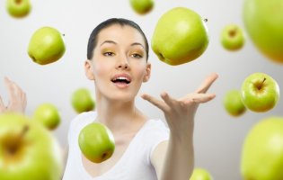 Яблоко в рецептах красоты и здоровья